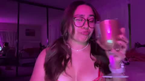 Snapshot of cumberinme chatting on March 12, 7:24 am cumberinme online show from March 12, 7:24 am