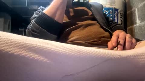 Snapshot of cumfacialxxx chatting on December 1, 4:29 pm cumfacialxxx online show from December 1, 4:29 pm