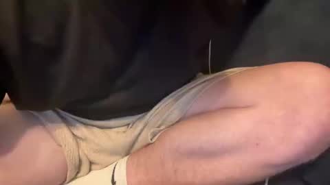 Snapshot of cumfar1985 chatting on November 12, 9:25 pm Cumfar online show from November 12, 9:25 pm