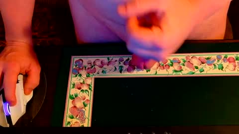 Snapshot of cumforme1988 chatting on October 5, 6:45 am cumforme1988 online show from October 5, 6:45 am