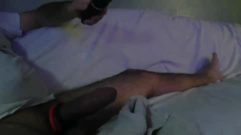 Snapshot of cuminnchill chatting on January 2, 12:23 am Malcolm and Hannah online show from January 2, 12:23 am