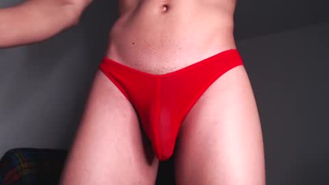 Snapshot of cumjuicy chatting on February 12, 3:38 pm Sebby online show from February 12, 3:38 pm