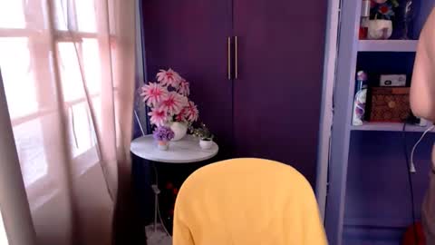 cummdumpapril online show from September 12, 6:24 am