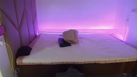 cummingyu online show from January 25, 2:36 pm