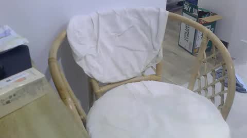 cumtowa online show from September 25, 6:11 pm