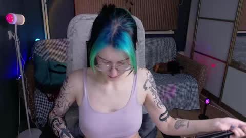 Snapshot of cumpotikeve chatting on October 3, 3:14 am CUMpotikEve online show from October 3, 3:14 am