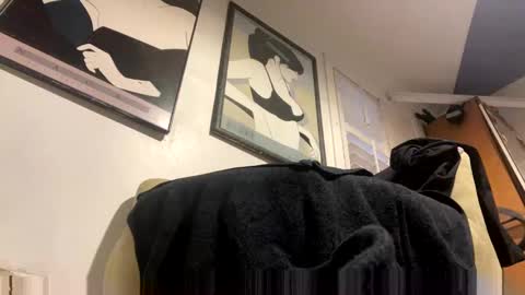 Snapshot of cumsinmealot chatting on January 18, 10:49 pm Aprilia online show from January 18, 10:49 pm