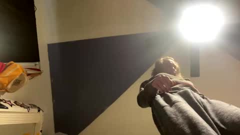 Snapshot of cumsinmealot chatting on February 6, 8:02 pm Aprilia online show from February 6, 8:02 pm