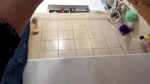 Snapshot of cumsinmealot chatting on March 2, 12:01 pm Aprilia online show from March 2, 12:01 pm