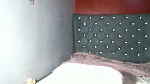 Snapshot of cumslayer19 chatting on September 29, 9:30 pm Shiiro online show from September 29, 9:30 pm