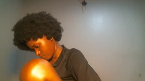 Shiiro online show from April 28, 11:37 am