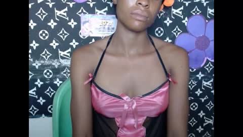 Snapshot of cupidxdoll chatting on February 24, 3:53 pm cupidxdoll online show from February 24, 3:53 pm
