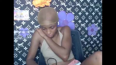 Snapshot of cupidxdoll chatting on March 2, 12:42 am cupidxdoll online show from March 2, 12:42 am