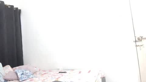 Snapshot of cuplex_hotlatina94 chatting on December 18, 11:16 am dominic and julieta... independent models online show from December 18, 11:16 am