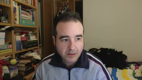 curiosillo1983 online show from April 11, 12:53 pm