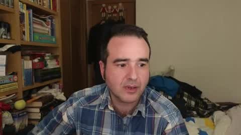 curiosillo1983 online show from April 20, 2:31 pm