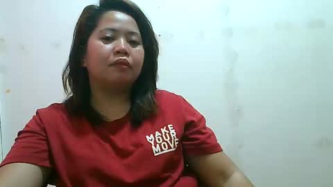 Snapshot of curious_girl247 chatting on January 10, 3:18 am curious_girl247 online show from January 10, 3:18 am