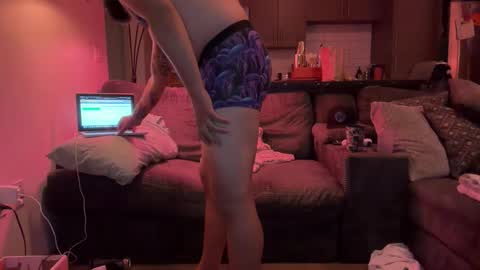 Snapshot of curiousbwcc chatting on September 17, 11:56 am curiousbwcc online show from September 17, 11:56 am