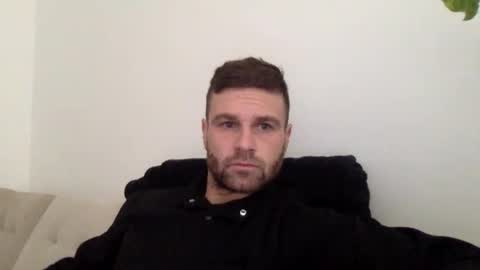 Snapshot of curiousnesssssss chatting on November 17, 9:15 am curiousnesssssss online show from November 17, 9:15 am