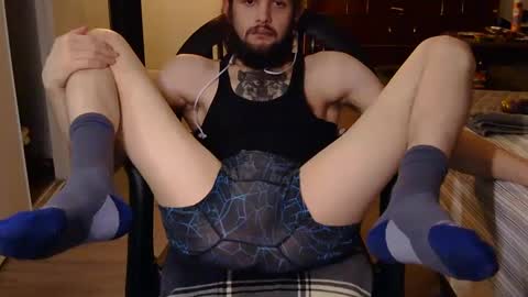 Snapshot of curiouss25 chatting on March 7, 4:00 pm curiouss25 online show from March 7, 4:00 pm