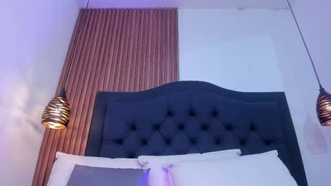 Cataleya online show from March 4, 8:04 pm