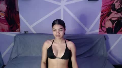 curly_dani online show from November 4, 7:35 pm