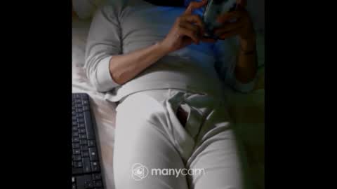 Snapshot of curricambi chatting on January 6, 8:39 pm John and Peter online show from January 6, 8:39 pm