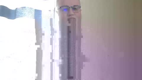 Snapshot of curtus14 chatting on December 23, 8:33 am curtus14 online show from December 23, 8:33 am