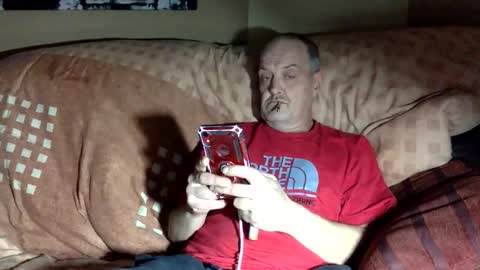 curvelover1977 online show from November 23, 7:02 pm