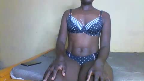 curvious lilah online show from November 24, 11:59 pm