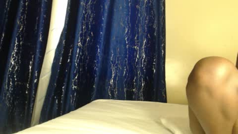 Snapshot of curvyjoan chatting on February 16, 10:54 am curvyjoan online show from February 16, 10:54 am