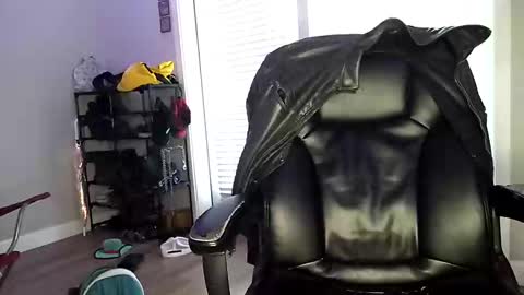 Snapshot of curvylucifinaxxx chatting on December 5, 11:18 pm Lucifina ganja kittens online show from December 5, 11:18 pm