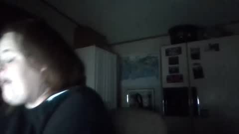 Snapshot of curvyplayday chatting on December 3, 7:21 am dahlia -kim online show from December 3, 7:21 am