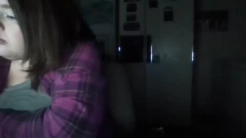 Snapshot of curvyplayday chatting on December 9, 2:56 am dahlia -kim online show from December 9, 2:56 am