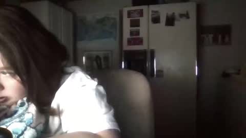 Snapshot of curvyplayday chatting on December 31, 7:20 am dahlia -kim online show from December 31, 7:20 am