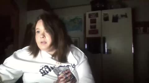 Snapshot of curvyplayday chatting on January 3, 3:27 am dahlia -kim online show from January 3, 3:27 am