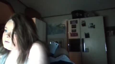 Snapshot of curvyplayday chatting on January 24, 1:03 am dahlia -kim online show from January 24, 1:03 am