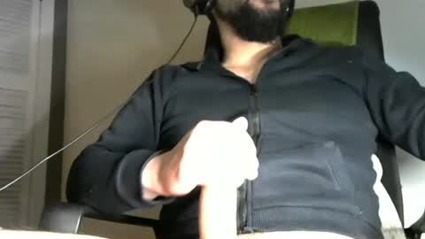 Snapshot of cuspidking chatting on December 8, 2:41 pm Leo online show from December 8, 2:41 pm