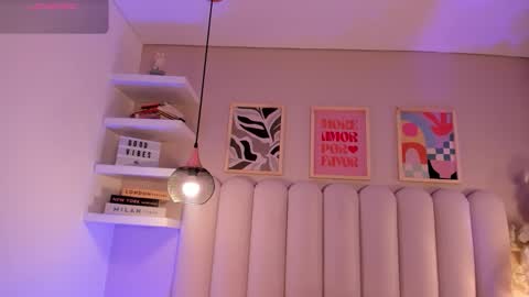 Snapshot of cute__cherry_ chatting on October 18, 7:36 pm Amber online show from October 18, 7:36 pm