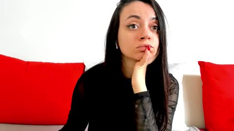 Snapshot of cute_angel95 chatting on February 28, 11:47 am cute_angel95 online show from February 28, 11:47 am