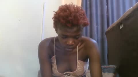 cute_banice online show from December 24, 1:28 pm