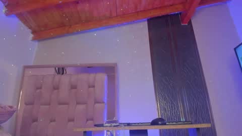 Stacy online show from March 30, 4:30 pm