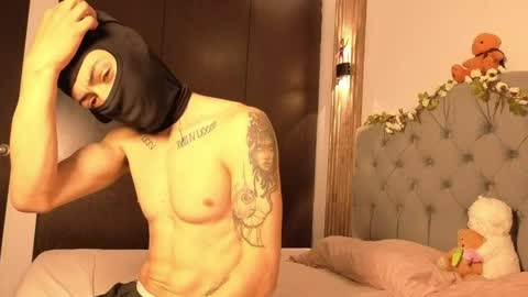 Emma online show from April 22, 11:01 am