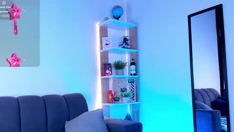 Cute horny1 online show from March 28, 11:21 am