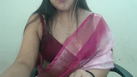 Snapshot of cute_kavya chatting on November 4, 8:46 am cute_kavya online show from November 4, 8:46 am