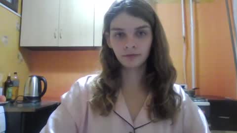 Snapshot of cute_kitte chatting on December 17, 10:43 pm cute_kitte online show from December 17, 10:43 pm