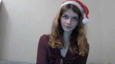 Snapshot of cute_kitte chatting on December 25, 6:52 pm cute_kitte online show from December 25, 6:52 pm