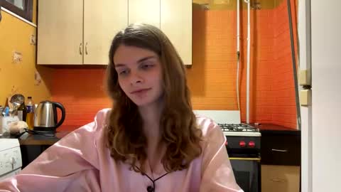 Snapshot of cute_kitte chatting on January 8, 10:58 pm cute_kitte online show from January 8, 10:58 pm