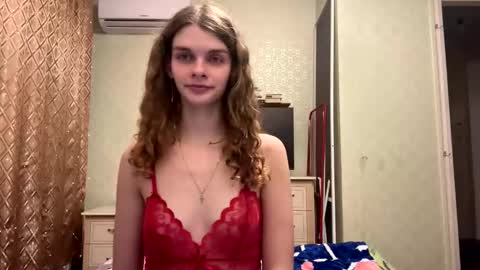 Snapshot of cute_kitte chatting on November 8, 7:45 pm cute_kitte online show from November 8, 7:45 pm