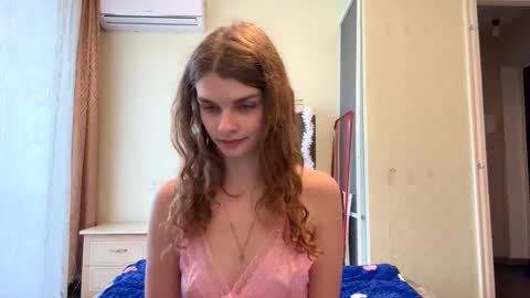 Snapshot of cute_kitte chatting on November 30, 11:25 am cute_kitte online show from November 30, 11:25 am